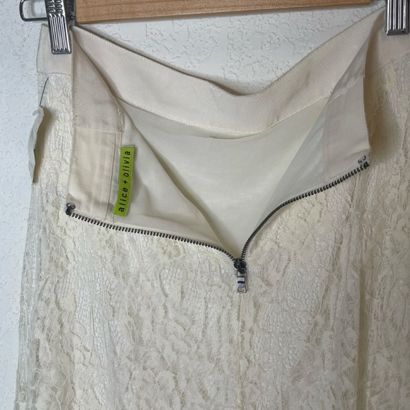 Alice + Olivia NWT Hi Lo Lace Midi Skirt Size 2 Ivory Sheer Lined - Picture 12 of 16